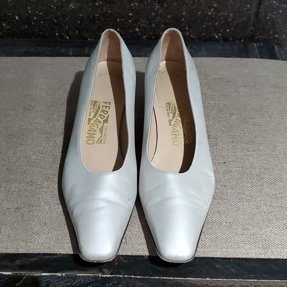 SALVATORE FERRAGAMO SILVER HEELS LEATHER SIZE 7 1/2 ARCHITECTURE ART DECO - Picture 6 of 15